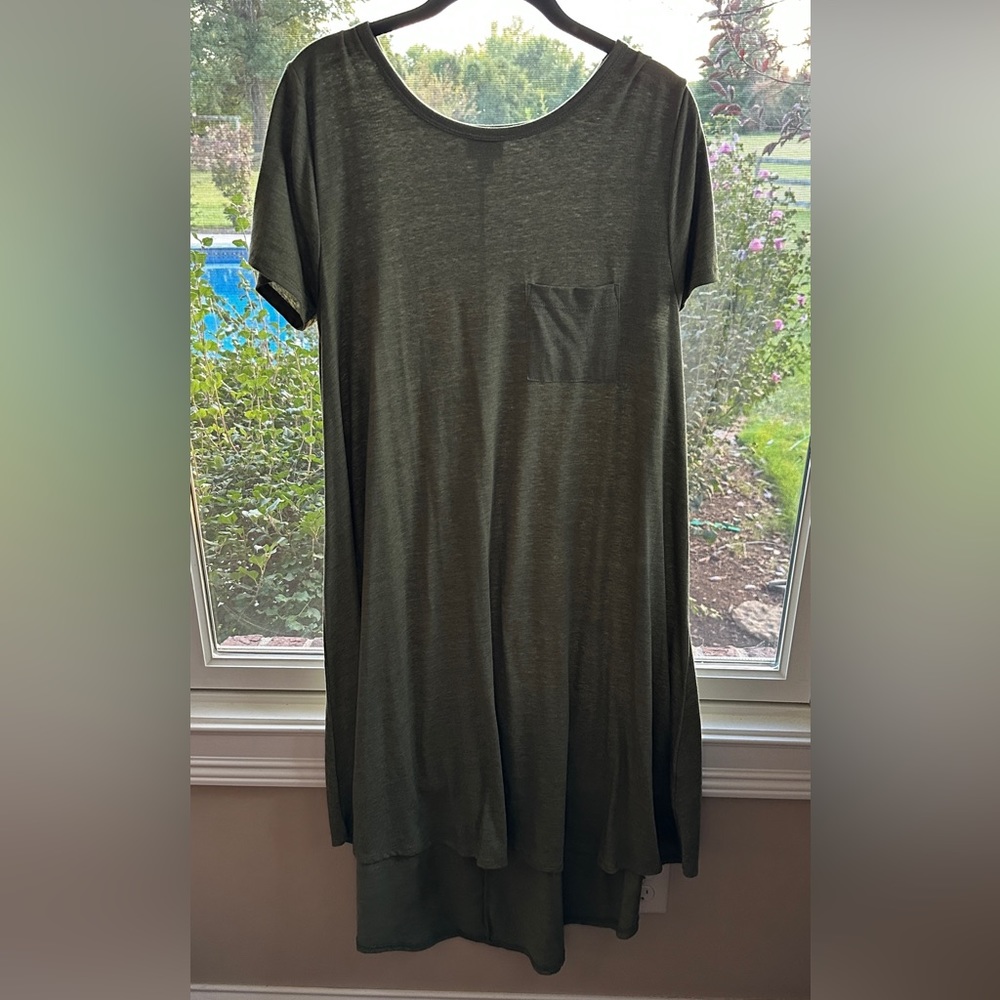 NWT Army Green Solid Carly Dress, Size M‎ Medium, New with Tags